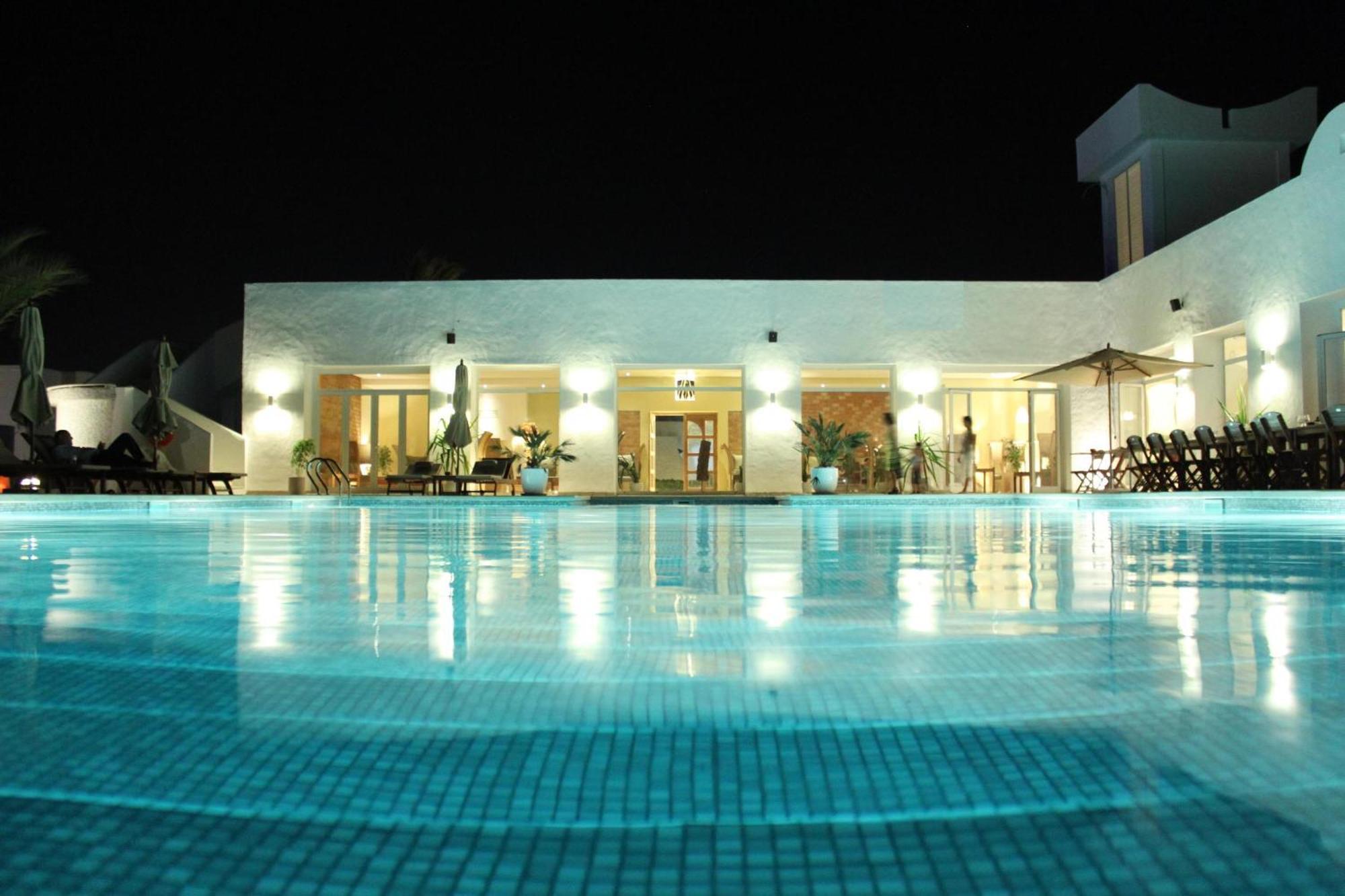 Les Jardins De Toumana Hotel Triffa Bagian luar foto