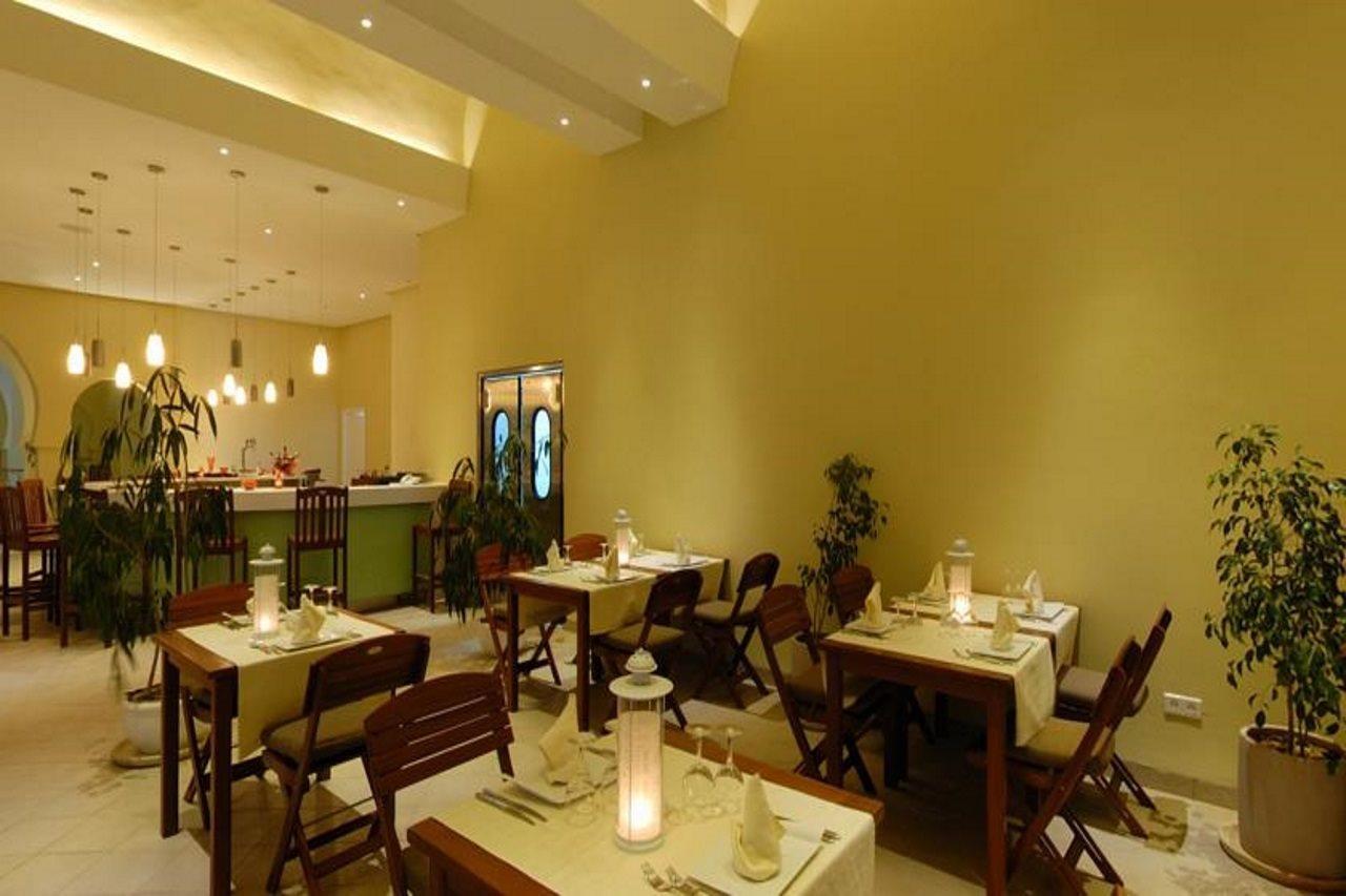 Les Jardins De Toumana Hotel Triffa Bagian luar foto